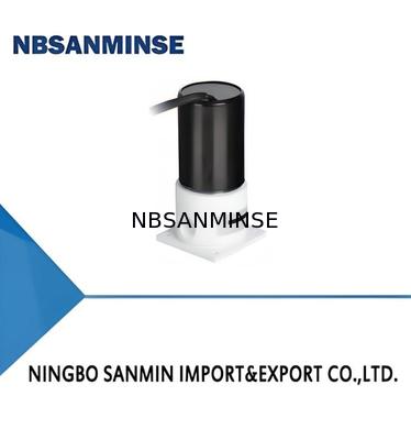 Zawór elektromagnetyczny PTFE z temperaturą otoczenia maks. +60°C, temperaturą medium 5°C–150°C i połączeniami M8x1 G1/8 M6 1/4UNF-28